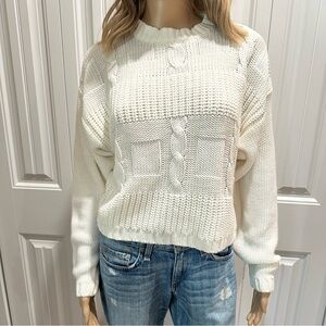 Winter White Cable Knit Crew Neck Sweater Medium